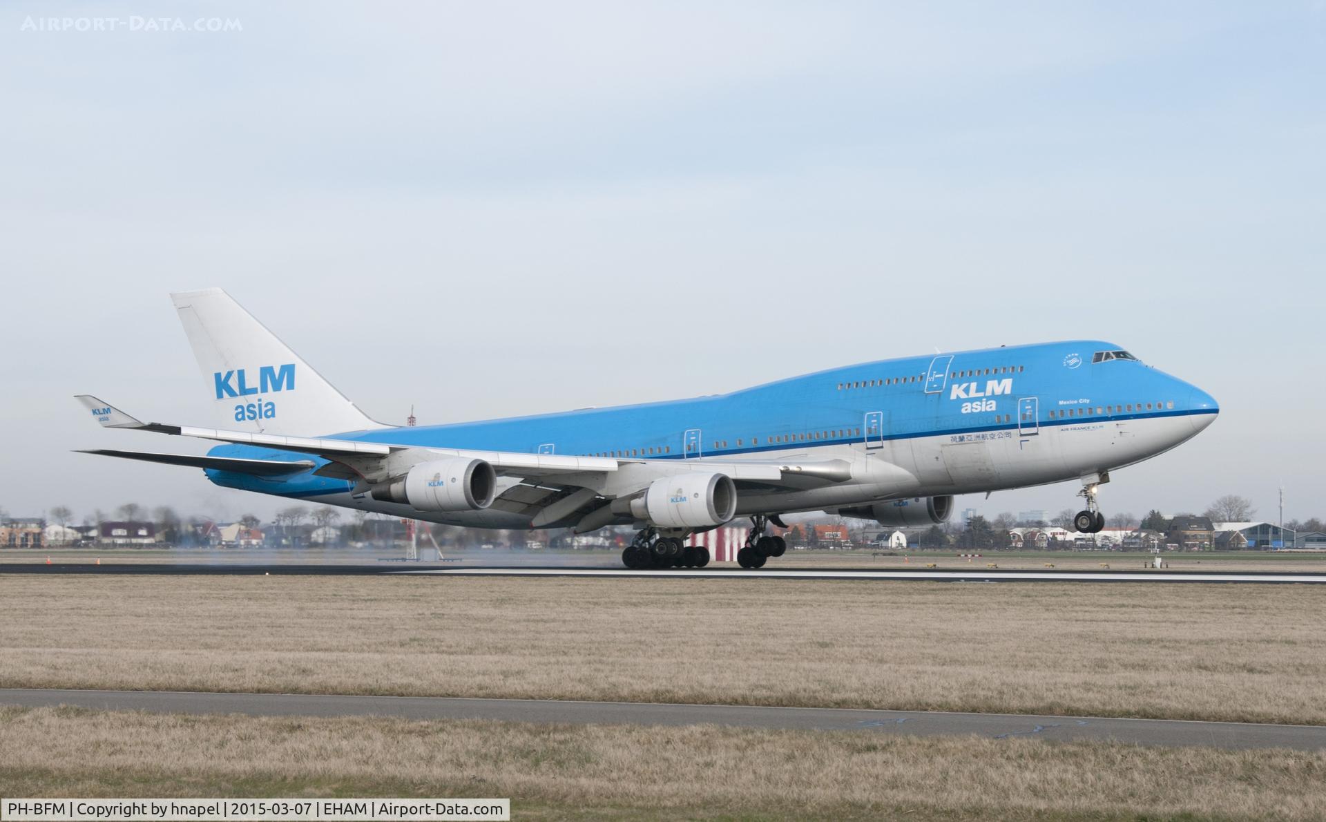 PH-BFM, 1992 Boeing 747-406BC C/N 26373, taken at 18R