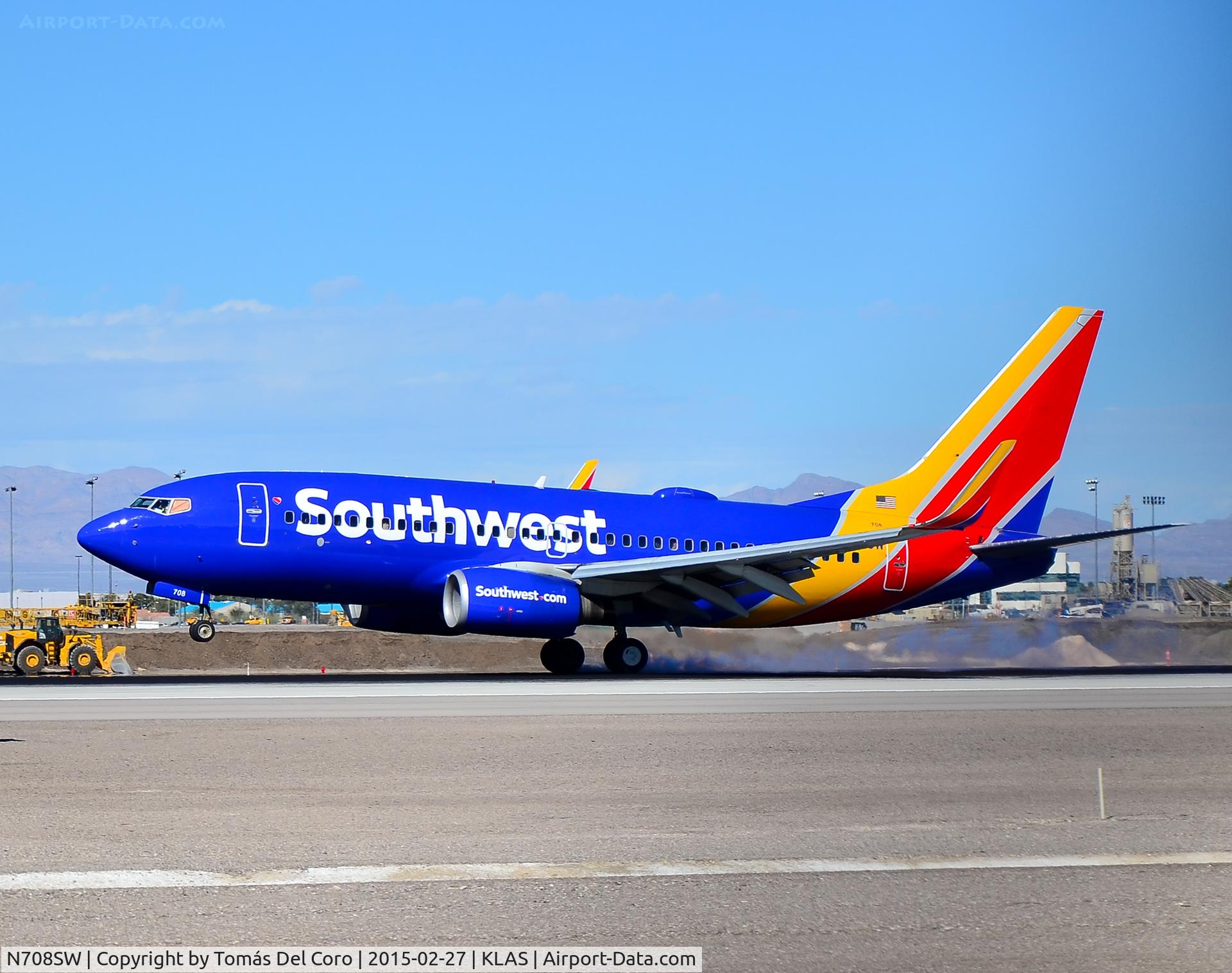 N708SW, 1998 Boeing 737-7H4 C/N 27842, N708SW Southwest Airlines 1998 Boeing 737-7H4 C/N 27842 

Las Vegas - McCarran International Airport (LAS / KLAS)
USA - Nevada February 27, 2015
Photo: Tomás Del Coro