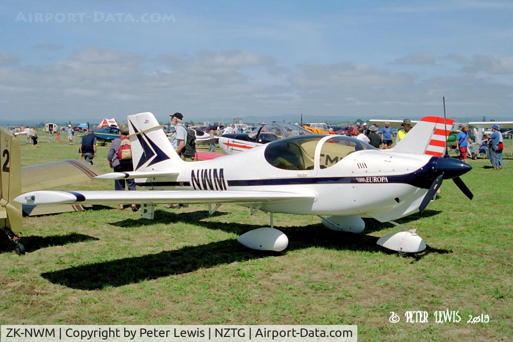 ZK-NWM, Europa Tri-Gear C/N AO26, Hawkes Bay Sailplanes Ltd., Hastings.  2004