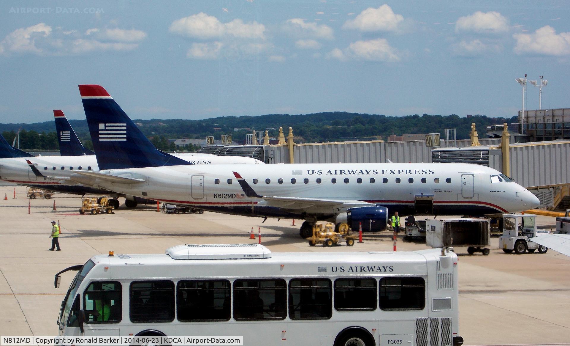 N812MD, 2004 Embraer 170SU (ERJ-170-100SU) C/N 17000030, Gate 24 DCA