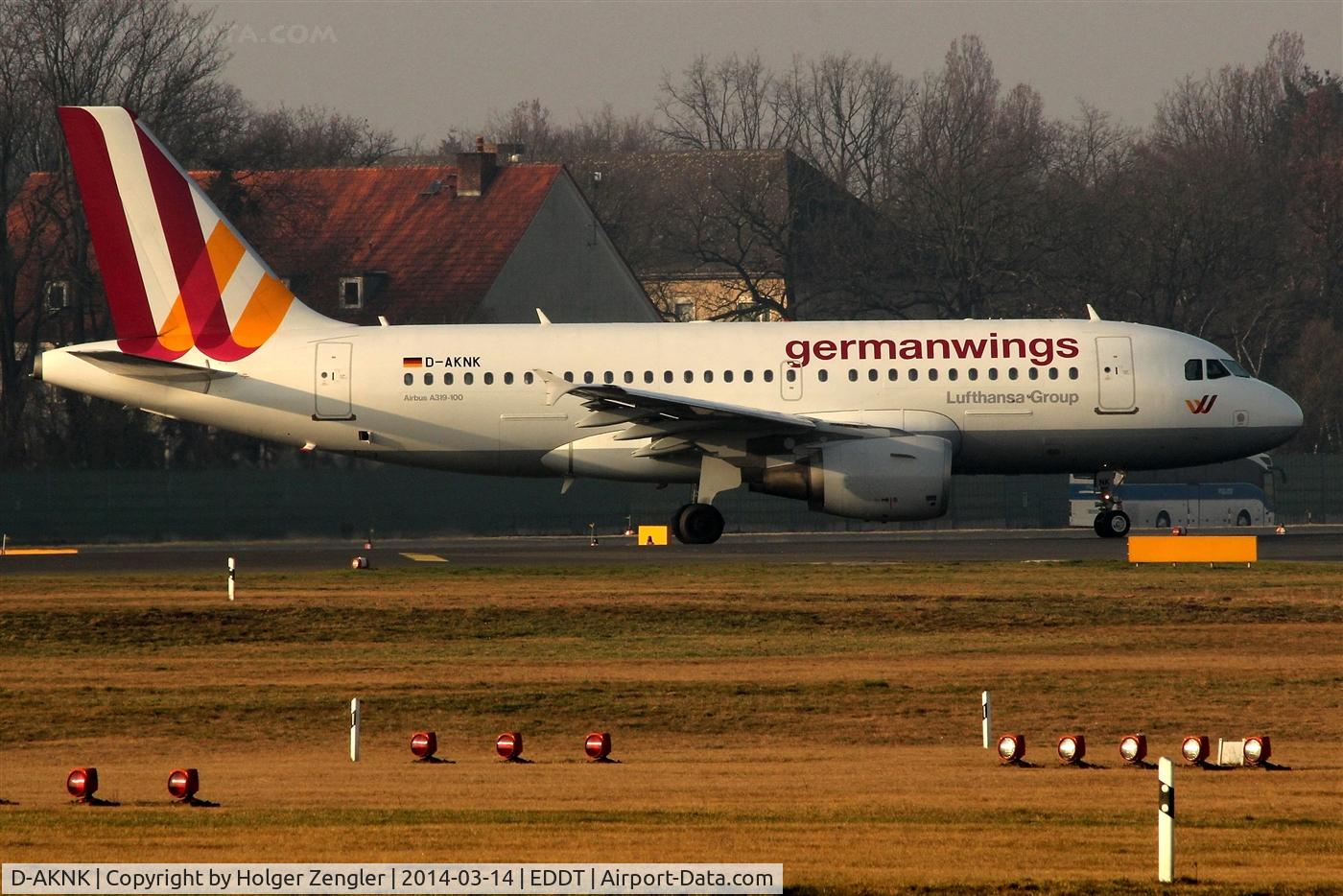 D-AKNK, 1999 Airbus A319-112 C/N 1077, First aircraft to CGN on that beautiful summer morning...