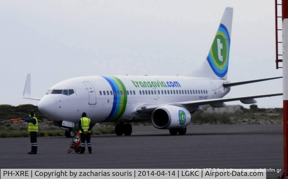PH-XRE, 2004 Boeing 737-7K2 C/N 30668, 737  transavia from AMS  taxi  to  the gate LGKC