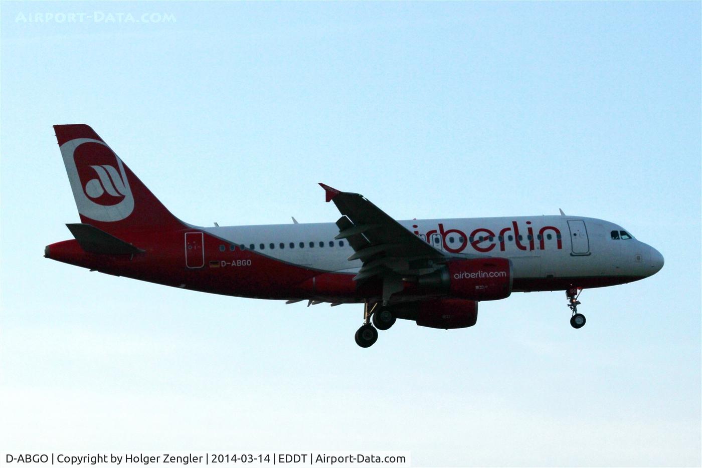 D-ABGO, 2008 Airbus A319-112 C/N 3689, Inbound traffic for runway 26L.....
