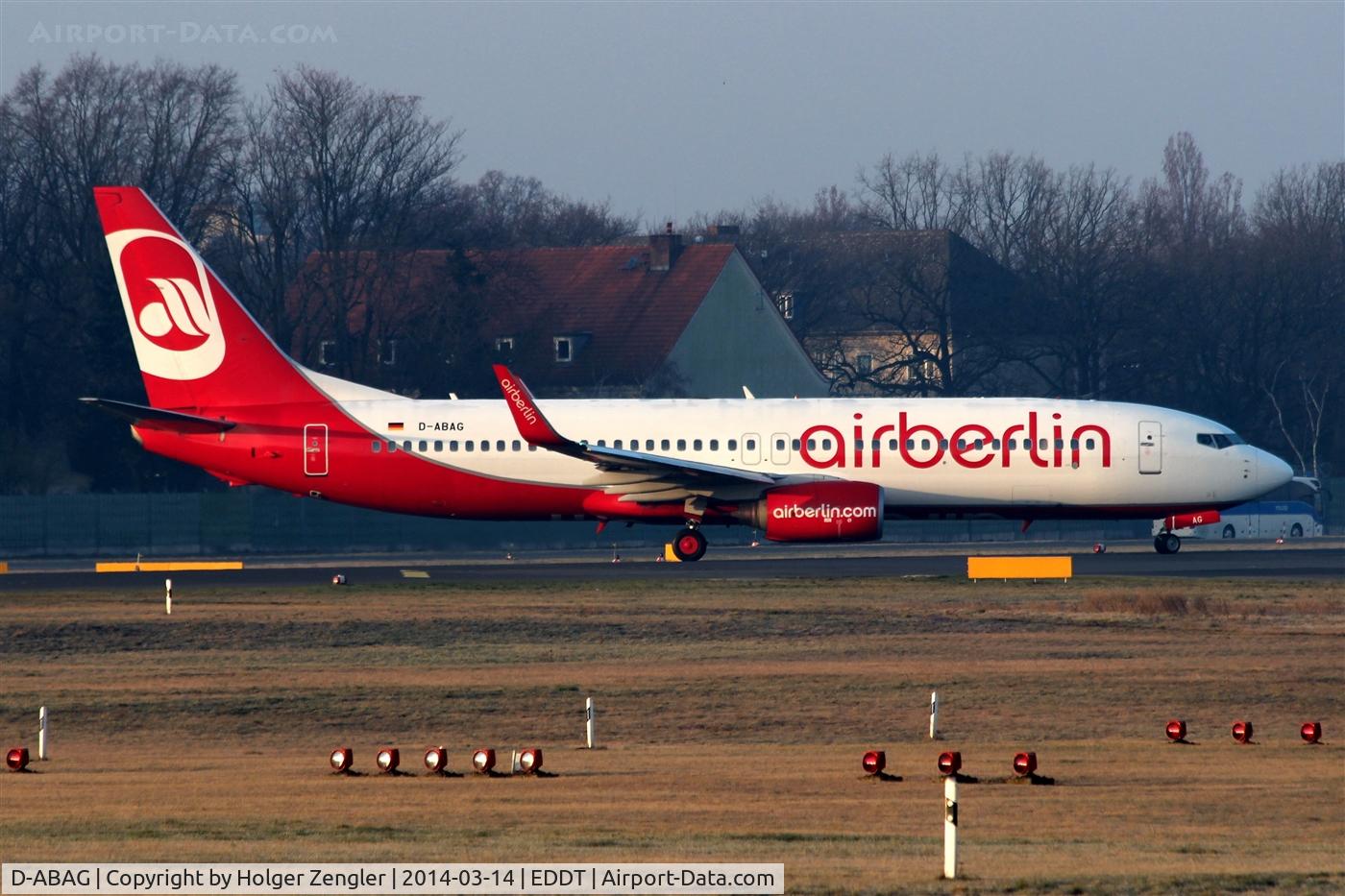 D-ABAG, 2001 Boeing 737-86J C/N 30879, Lining up for departure on rwy 26L....