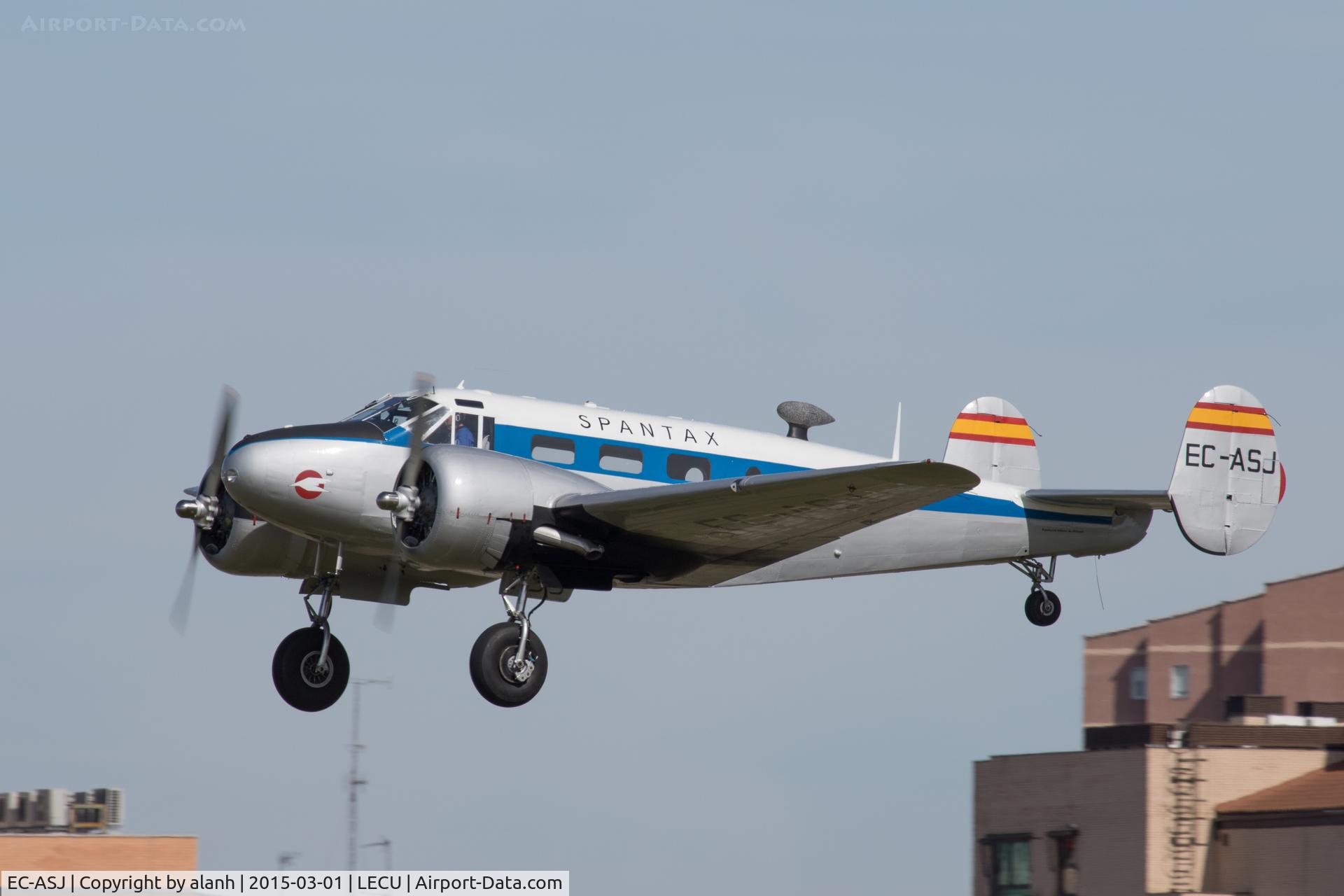 EC-ASJ, 1952 Beech C-45H Expeditor C/N AF-752, Landing at a monthly flying display of the Fundación Infante de Orleans collection at Cuatro Vientos, Madrid