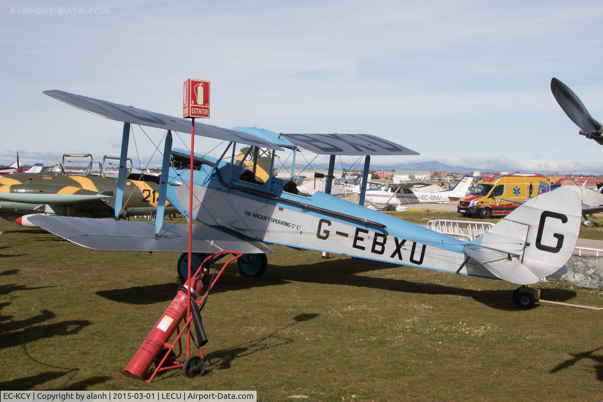 EC-KCY, 1928 De Havilland DH-60X Moth C/N 627, On show prior to a monthly flying display of the Fundación Infante de Orleans collection at Cuatro Vientos, Madrid. Shame about the fire extinguisher!
