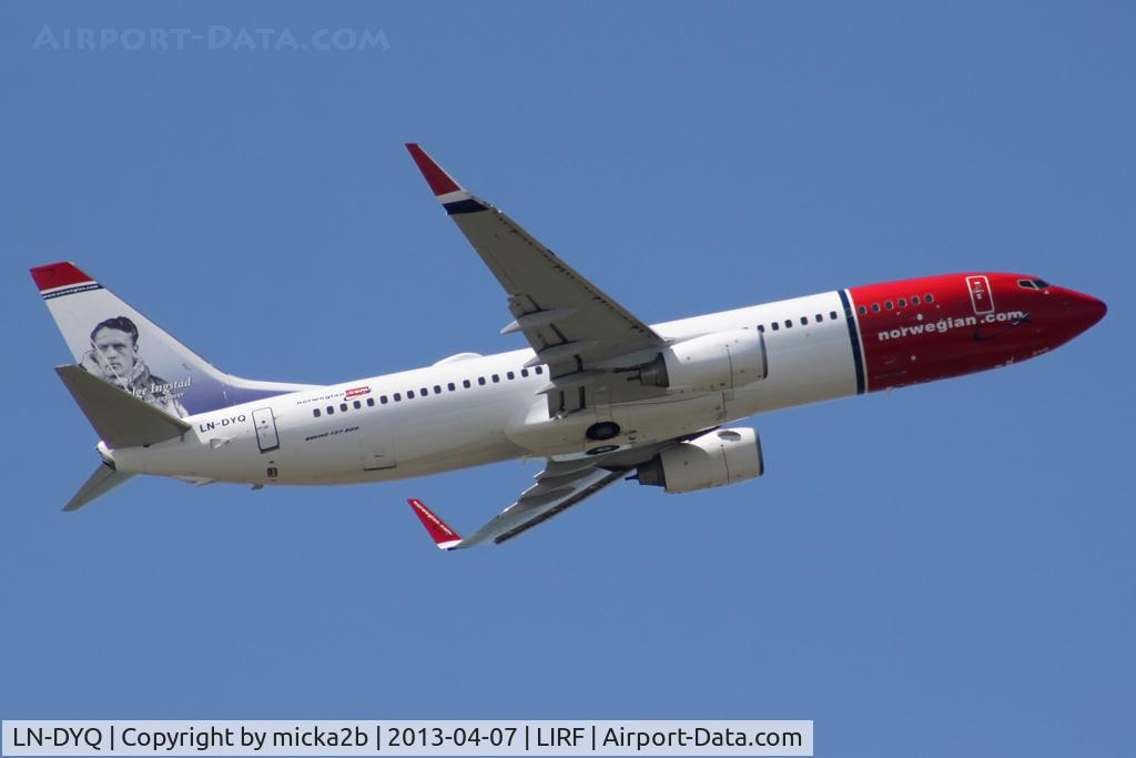 LN-DYQ, 2011 Boeing 737-8JP C/N 40869, Take off