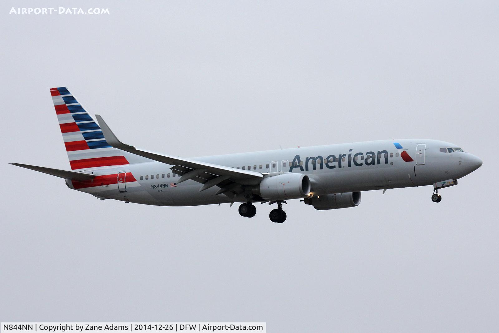 N844NN, 2010 Boeing 737-823 C/N 33212, Landing at DFW Airport