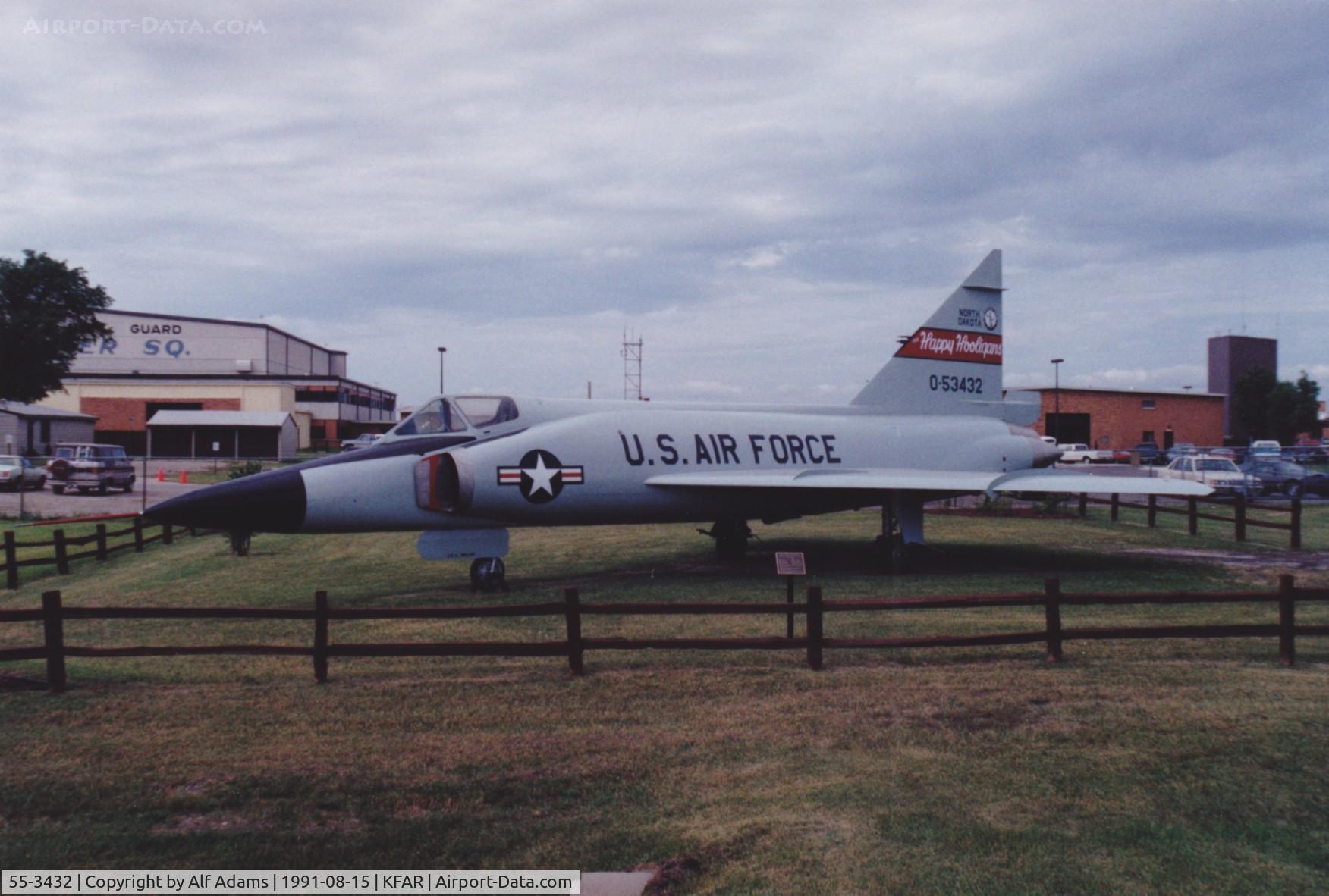 55-3432, Convair F-102A Delta Dagger C/N Not found 55-3432, At Hector Field, Fargo, North Dakota in 1991.