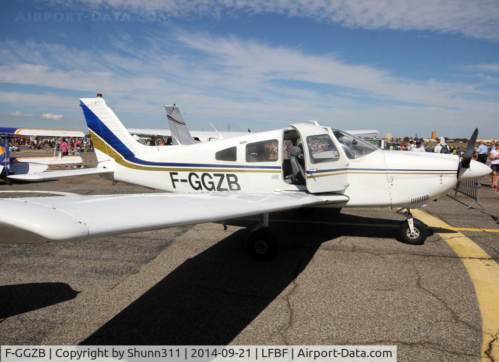 F-GGZB, Piper PA-28-181 Archer C/N 28-7890105, Participant of the LFBF Airshow 2014 - static airframe