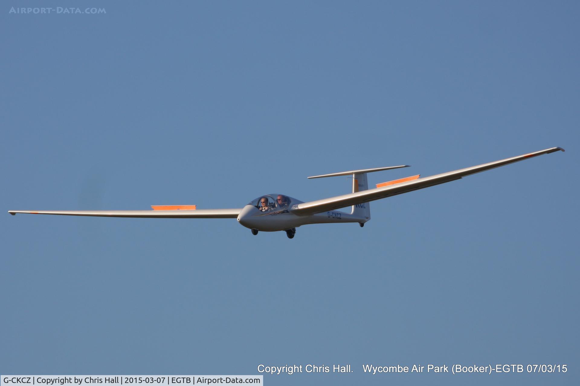 G-CKCZ, 2002 Schleicher ASK-21 C/N 21749, Booker Gliding Club