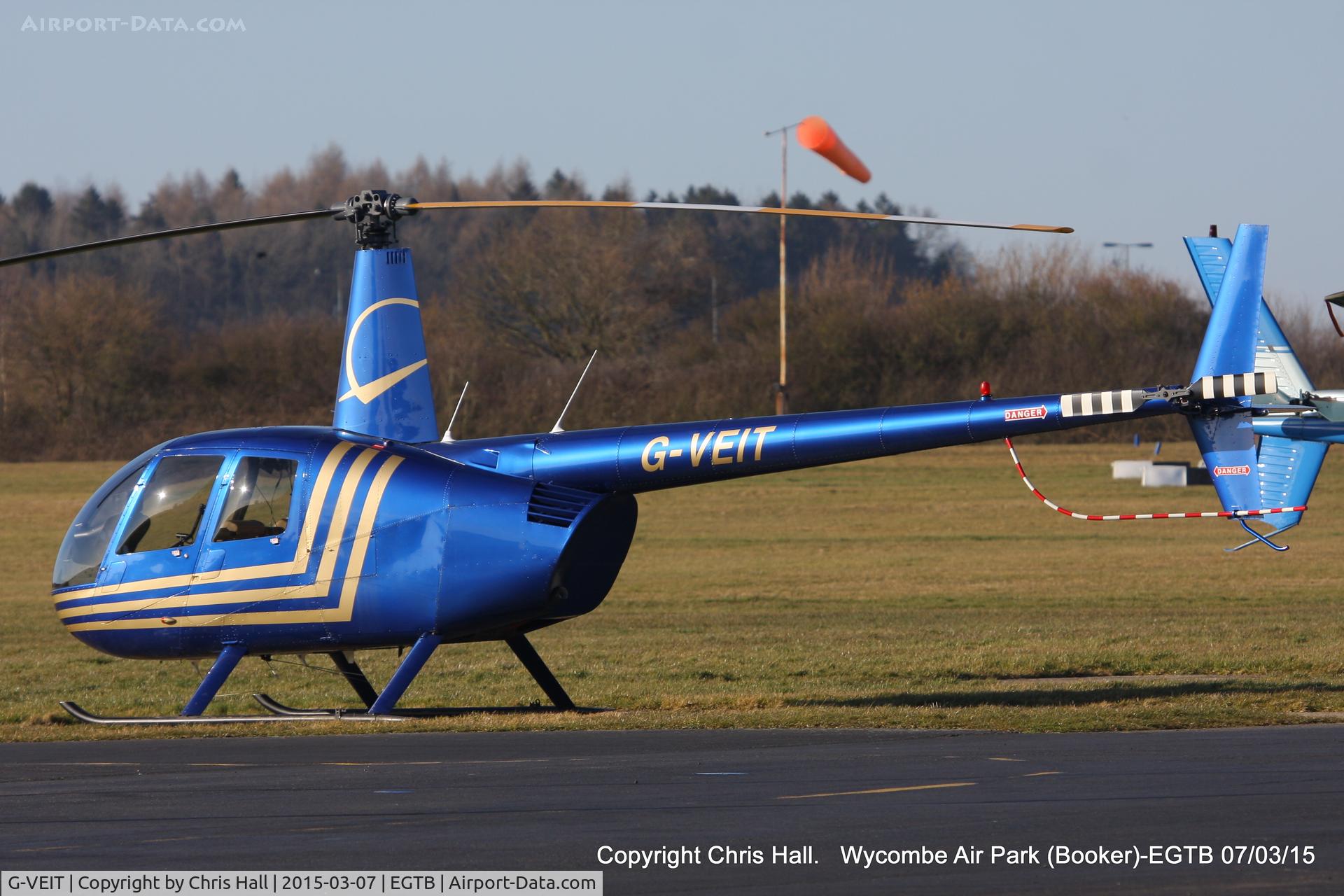 G-VEIT, 2003 Robinson R44  Raven II C/N 10091, Field Marshall Helicopters Ltd