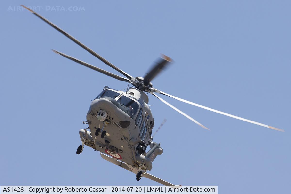 AS1428, 2014 AgustaWestland AW-139 C/N 31560, Over park 7