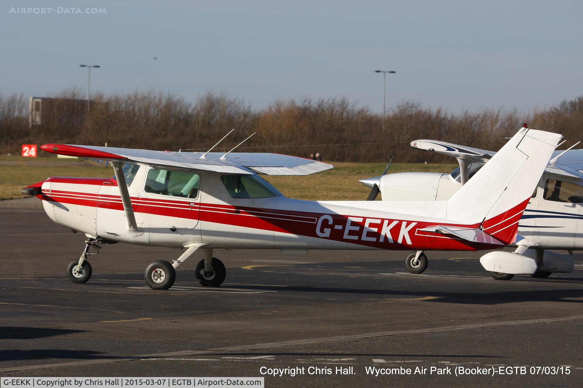 G-EEKK, 1982 Cessna 152 C/N 152-85621, Booker resident