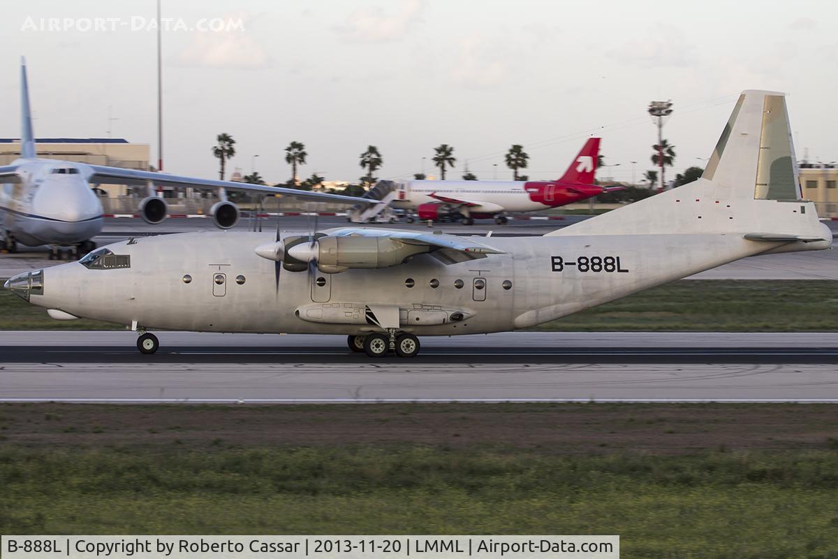 B-888L, Shaanxi Y-8F-200W Pegasus C/N 878, Landing 31