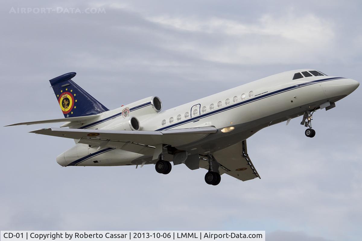 CD-01, 1991 Dassault Falcon 900B C/N 109, Takeoff 31