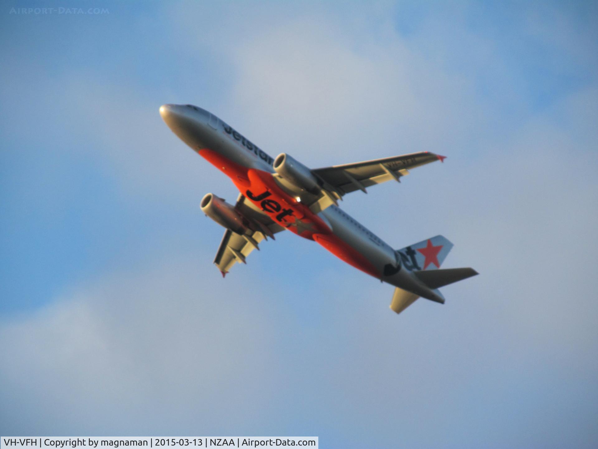 VH-VFH, 2012 Airbus A320-232 C/N 5211, just taking off - long zoom so a tad fuzzy