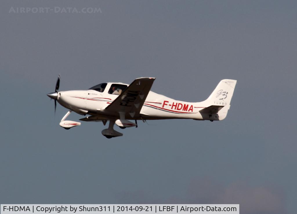 F-HDMA, Cirrus SR22 G3 GTS C/N 2719, Participant of the LFBF Airshow 2014 - Demo aircraft