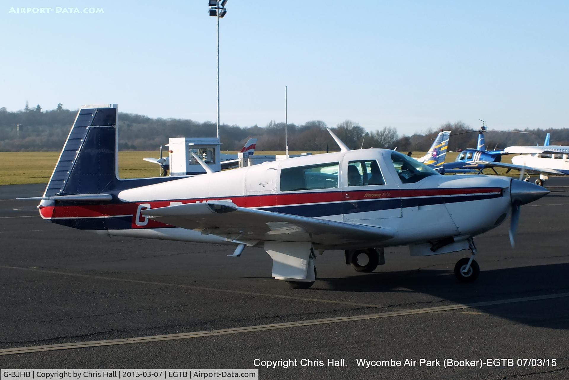 G-BJHB, 1981 Mooney M20J 201 C/N 24-1190, Zitair flying club