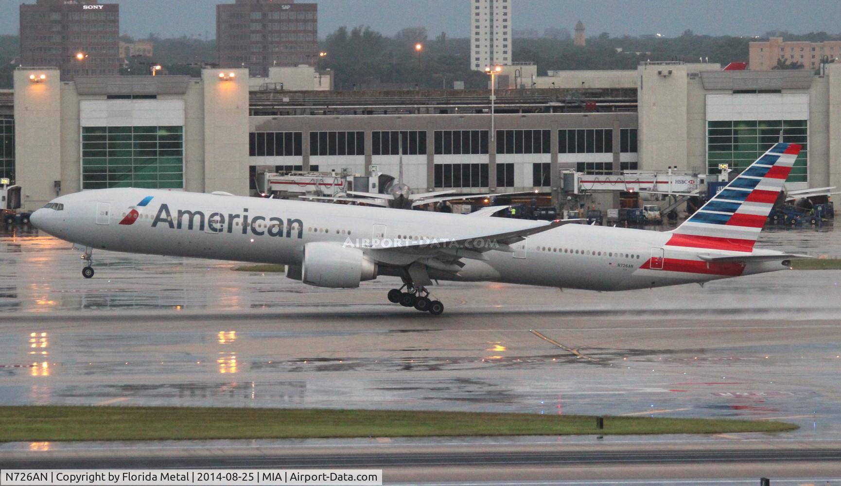 N726AN, 2013 Boeing 777-323/ER C/N 31550, American