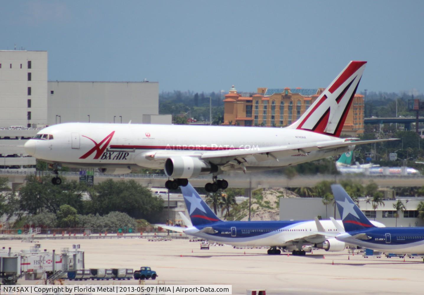 N745AX, 1983 Boeing 767-232 C/N 22222, ABX 767-200