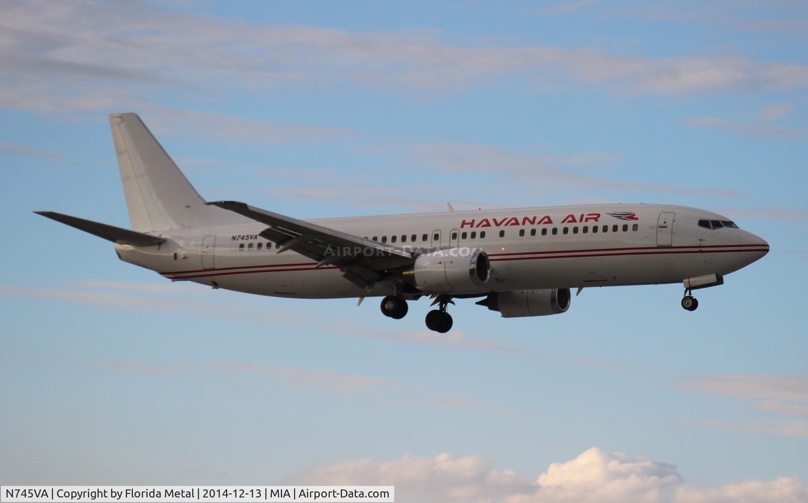 N745VA, 1989 Boeing 737-405 C/N 24271, Former People Express 737-400 now in the colors of Havana Air