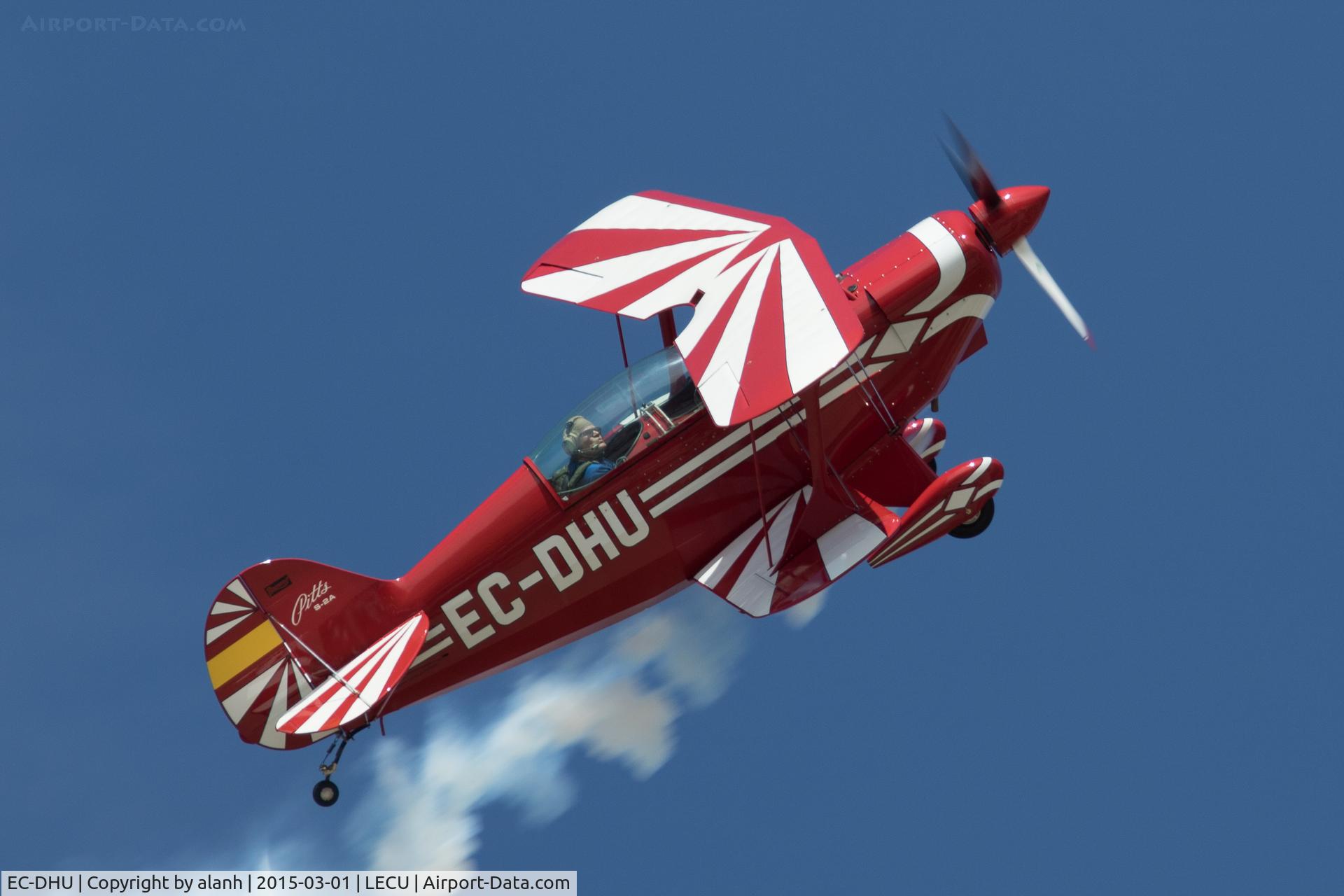 EC-DHU, Pitts S-2B Special C/N 2181, At a monthly flying display of the Fundación Infante de Orleans collection at Cuatro Vientos, Madrid.
