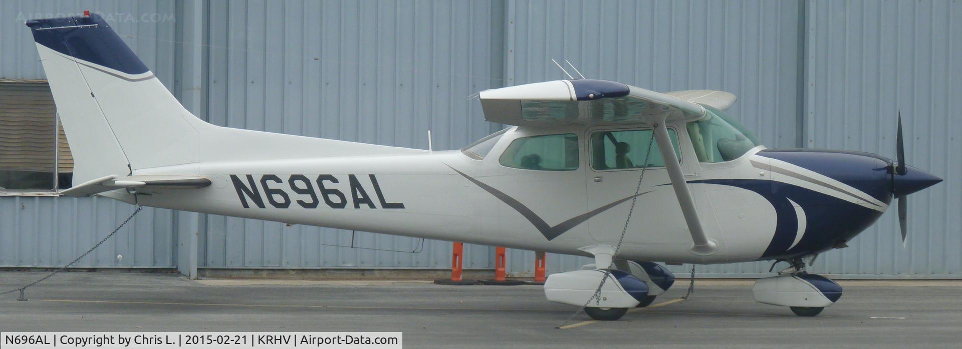 N696AL, 1976 Cessna C172R C/N Unknown, A local Cessna 172 sits in front of the Trade Winds hangar for sale.