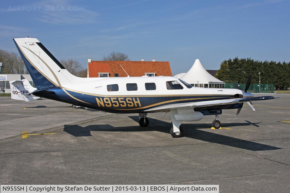 N955SH, 2002 Piper PA-46-350P Malibu Mirage C/N 4636339, Visiting EBOS.