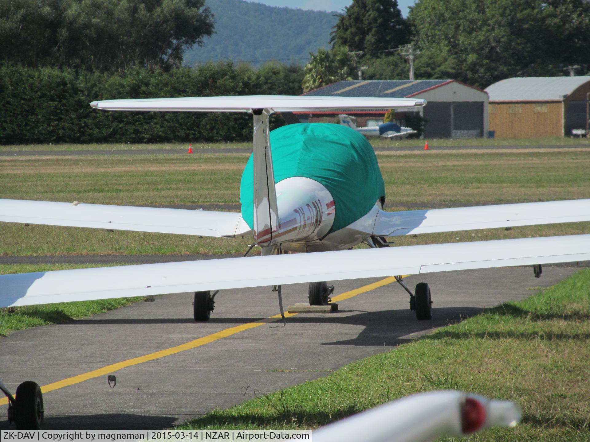 ZK-DAV, Diamond DA-20-C1 Eclipse C/N C0566, not quicky but the fourth member of flying club diamonds