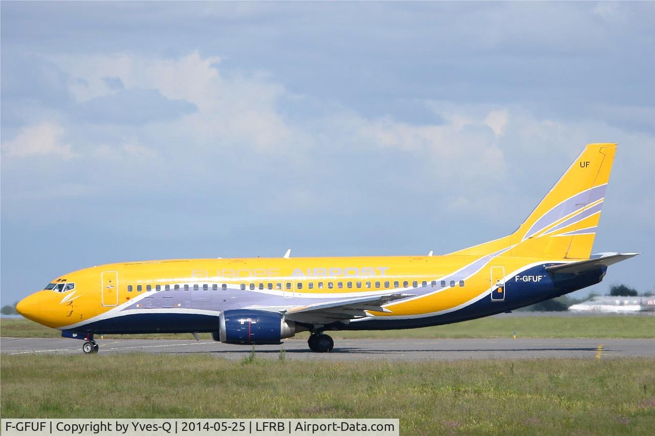 F-GFUF, 1989 Boeing 737-3B3QC C/N 24388, Boeing 737-3B3QC, Taxiing to holding point rwy 25L, Brest-Bretagne airport (LFRB-BES)