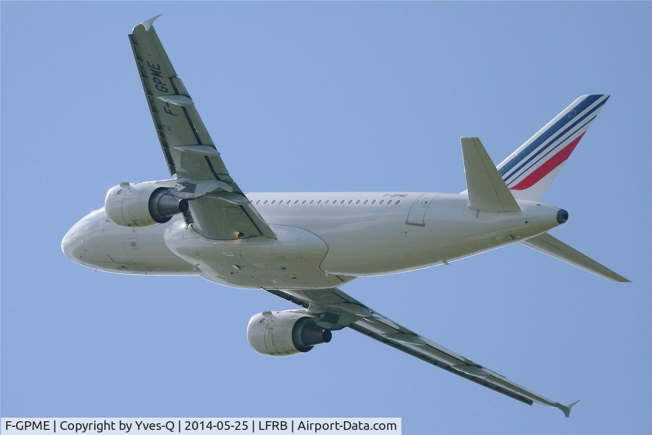 F-GPME, 1996 Airbus A319-113 C/N 625, Airbus A319-113, Take off rwy 25L, Brest-Bretagne airport 5LFRB-BES)