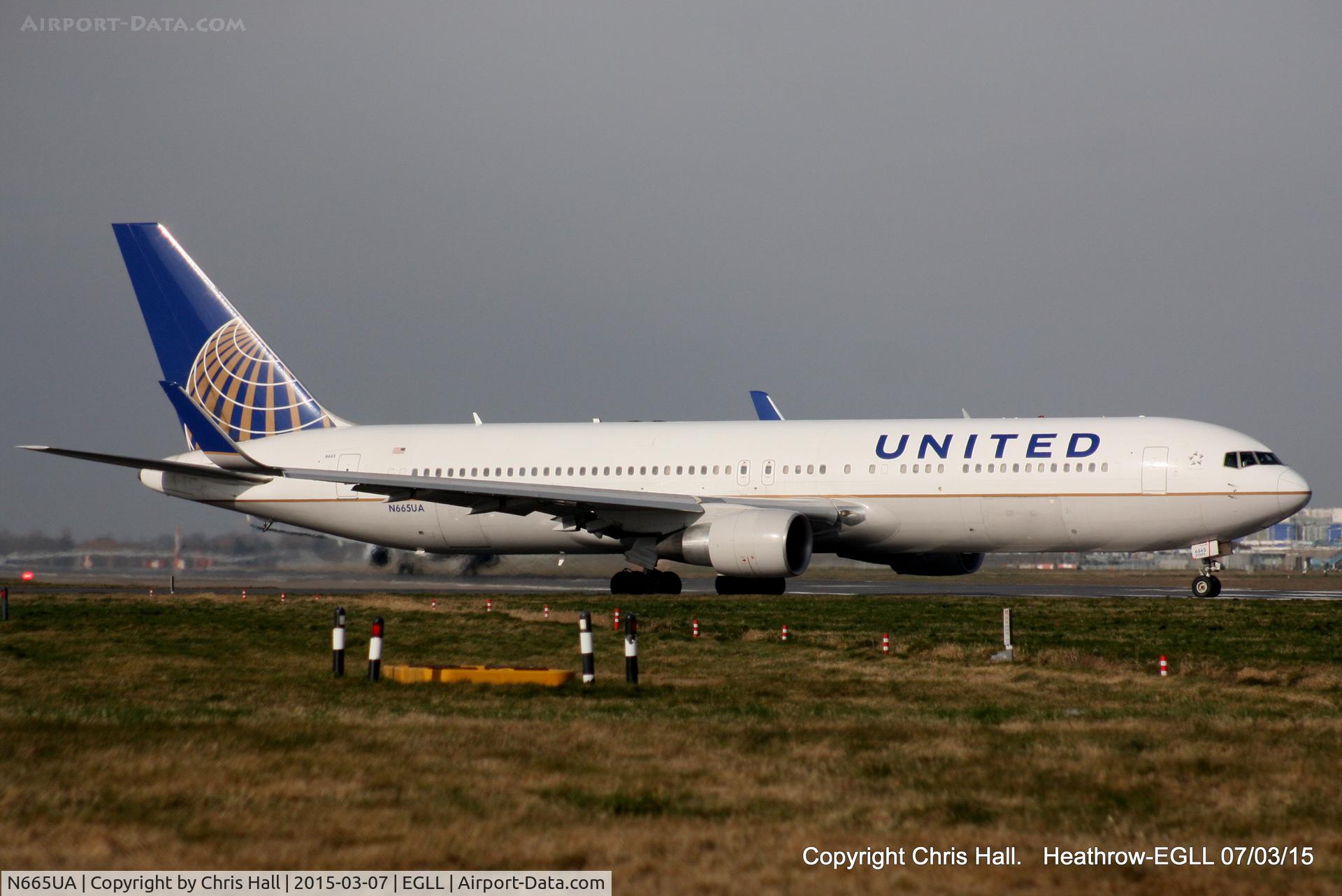 N665UA, 1998 Boeing 767-322 C/N 29237, United