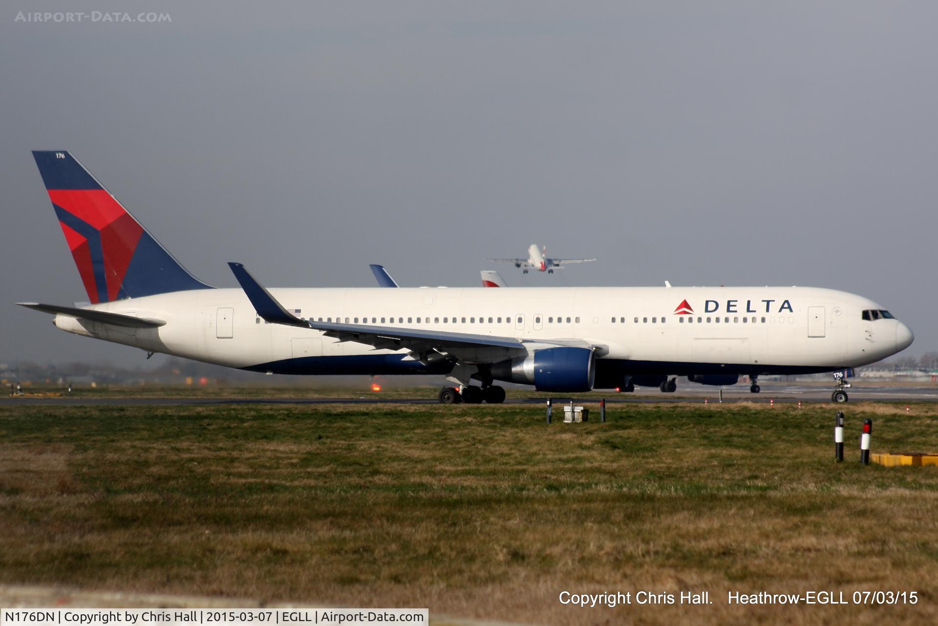 N176DN, 1990 Boeing 767-332 C/N 25061, Delta
