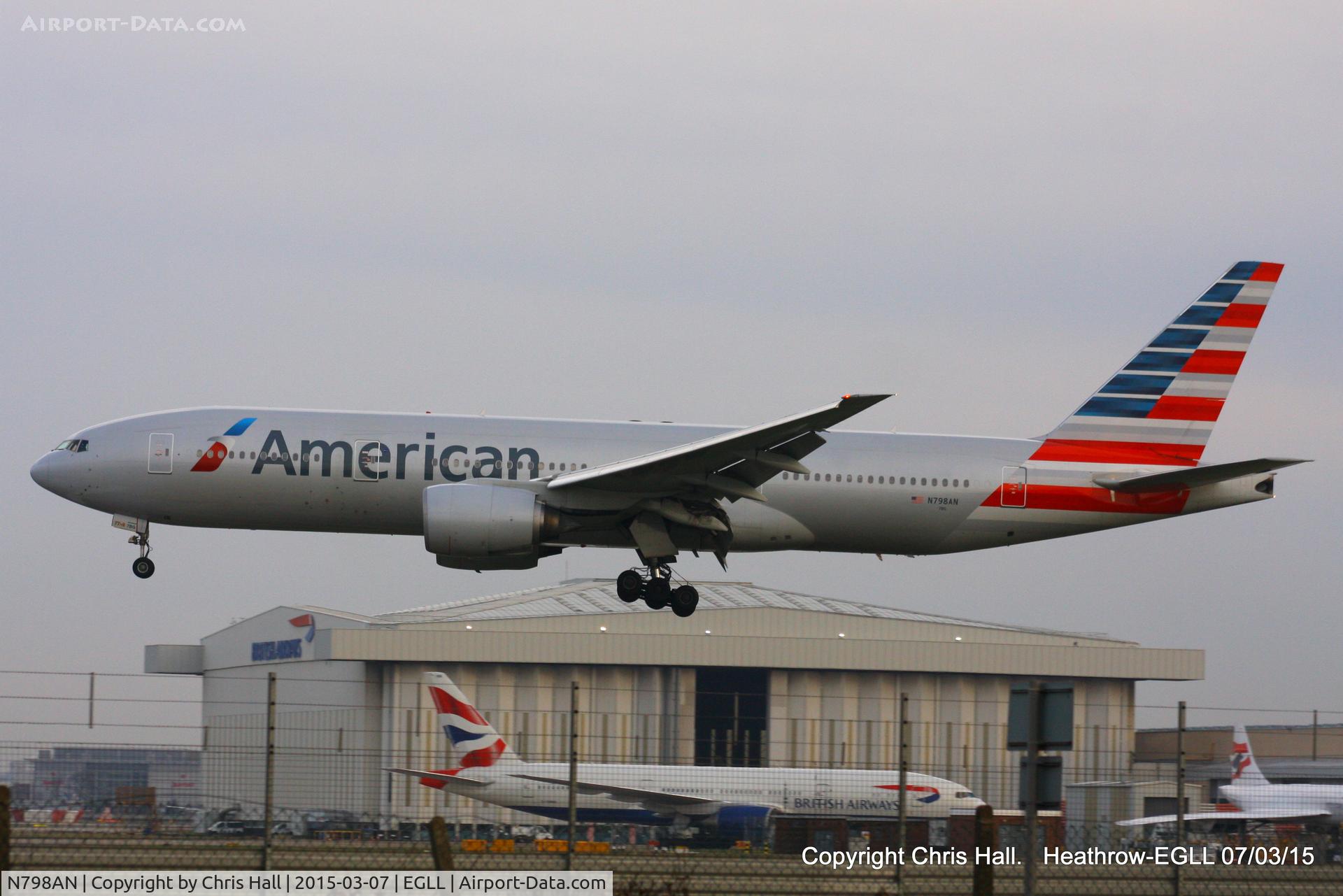 N798AN, 2001 Boeing 777-223 C/N 30797, American Airlines