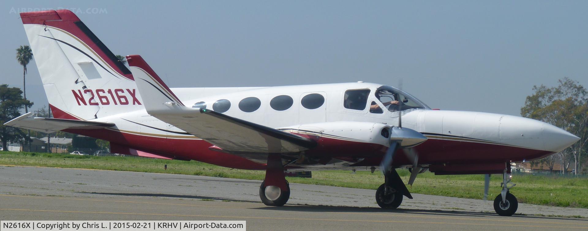 N2616X, Cessna 414A Chancellor C/N 414A0266, A transient Cessna 414A Chancellor taxiing to Nice Air after landing from Arcata.