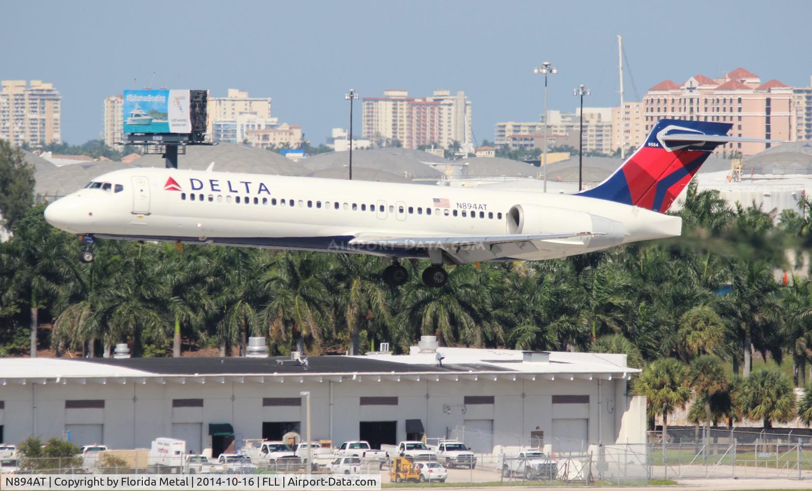N894AT, 2004 Boeing 717-200 C/N 55046, Delta 717