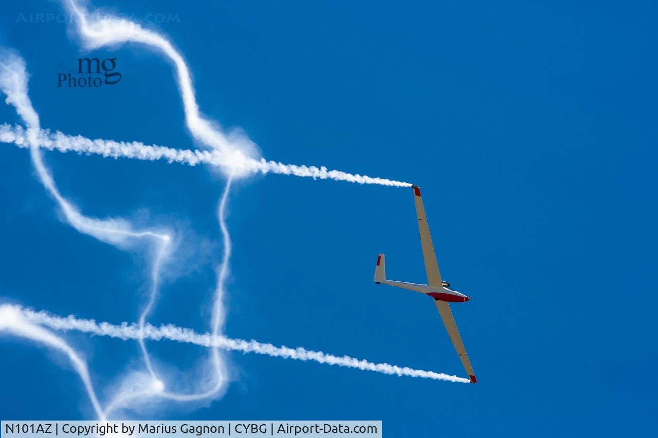 N101AZ, 1984 Start & Flug H101 Salto C/N 60, Performing at Bagotville 2013 Airshow.