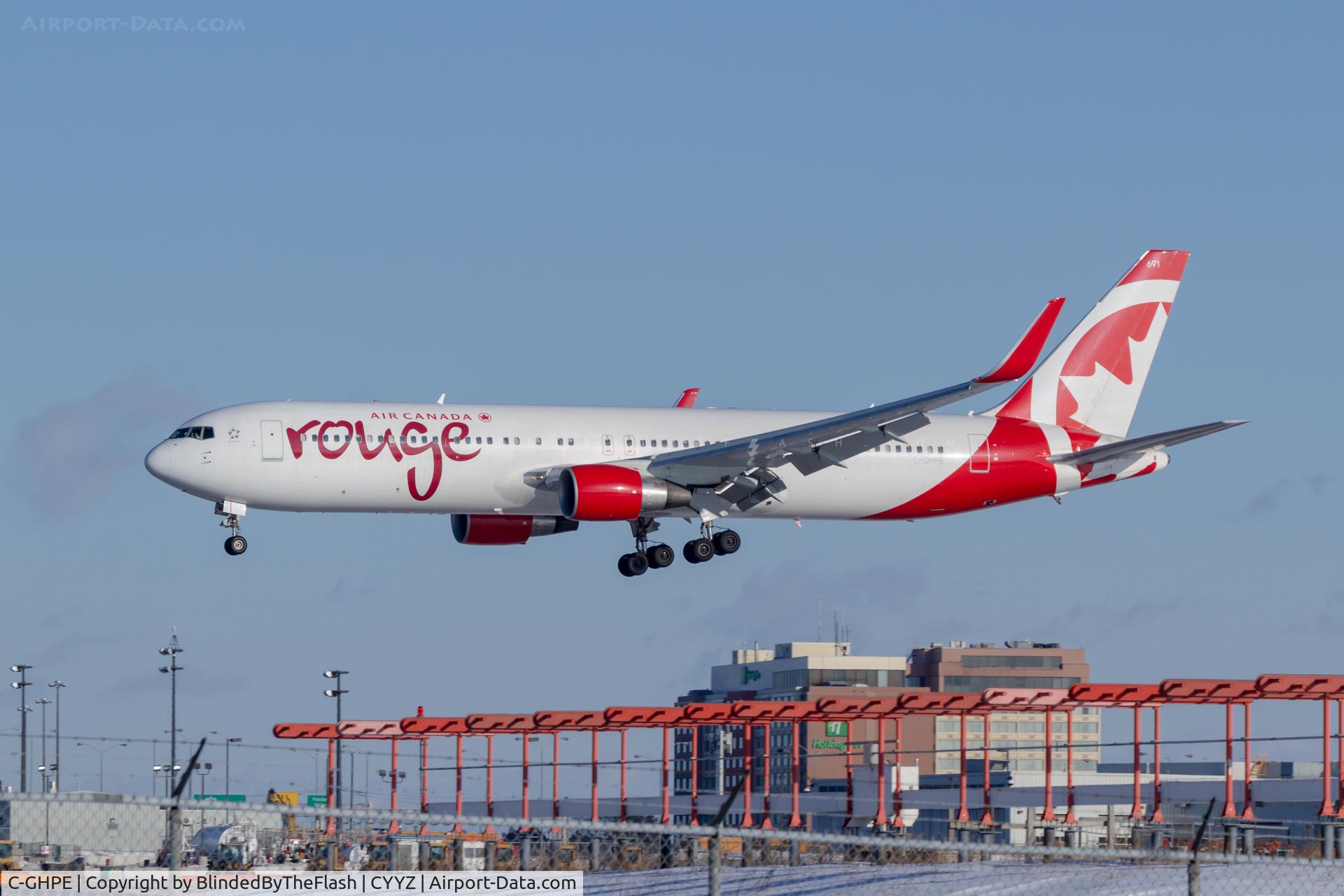 C-GHPE, 2003 Boeing 767-33A/ER C/N 33423, Landing 24R at Toronto Pearson