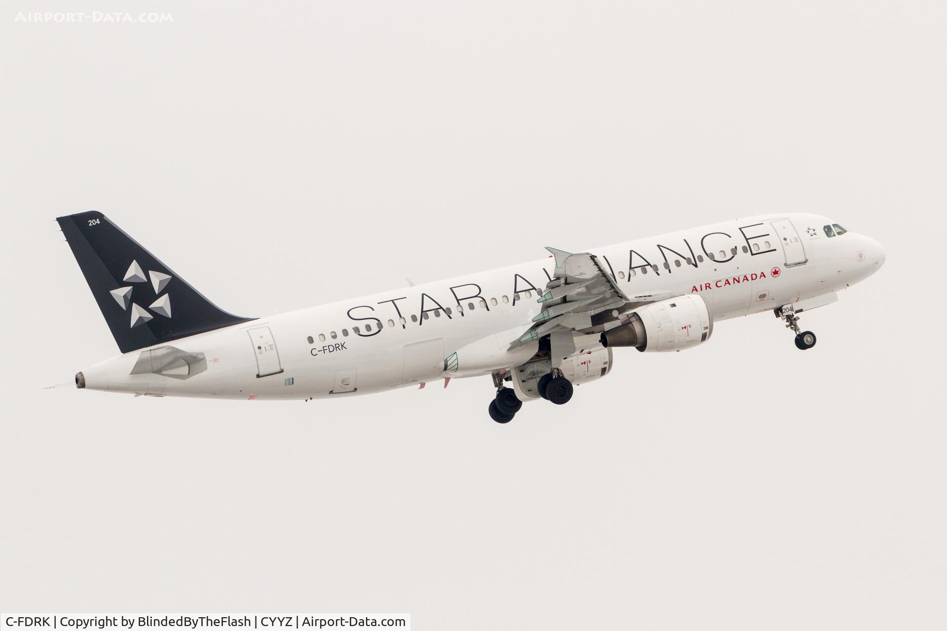 C-FDRK, 1990 Airbus A320-211 C/N 084, Star Alliance livery departing 23 at Toronto Pearson