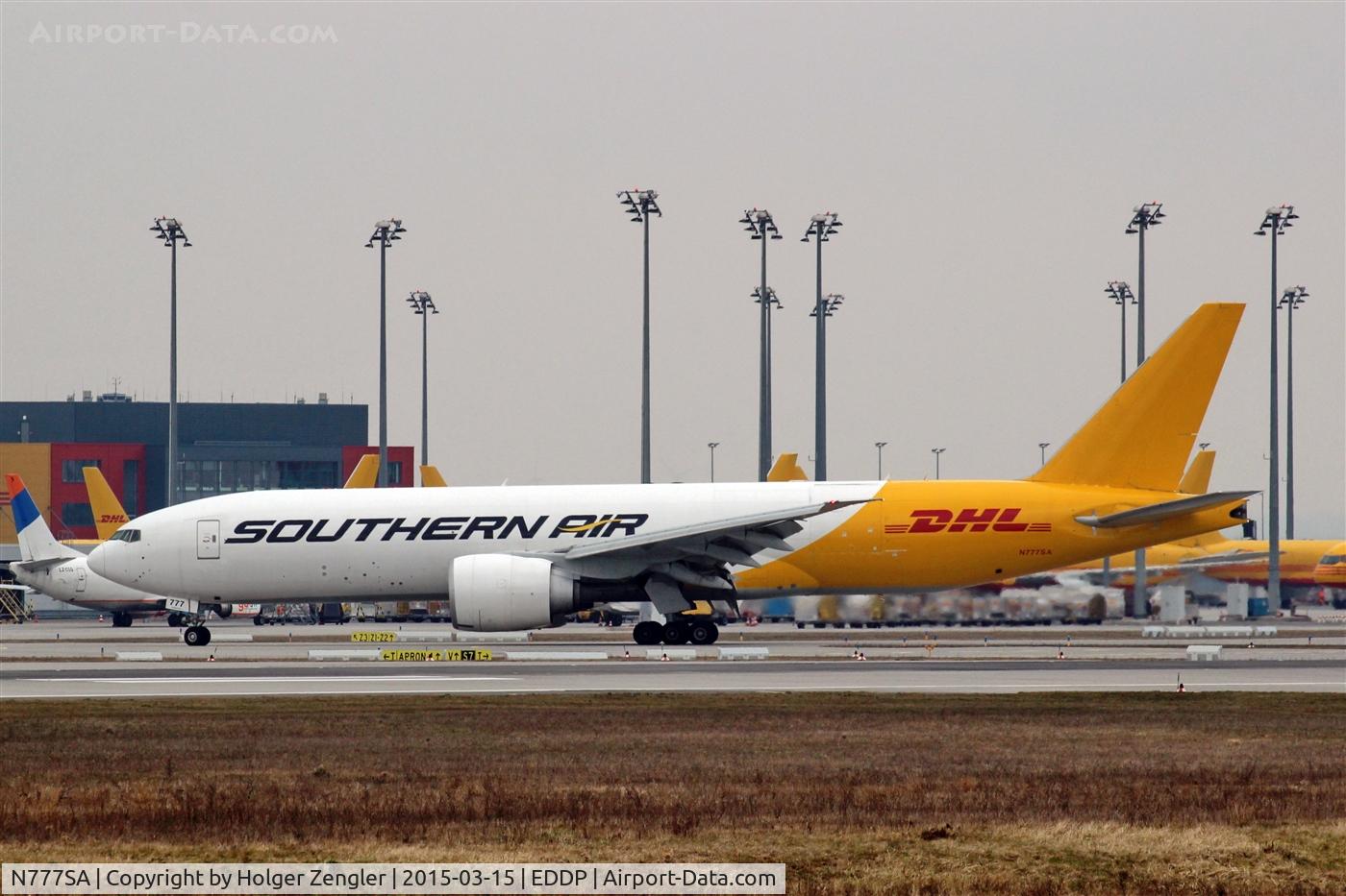 N777SA, 2012 Boeing 777-FZB C/N 37989, Crawling along twy Sierra....