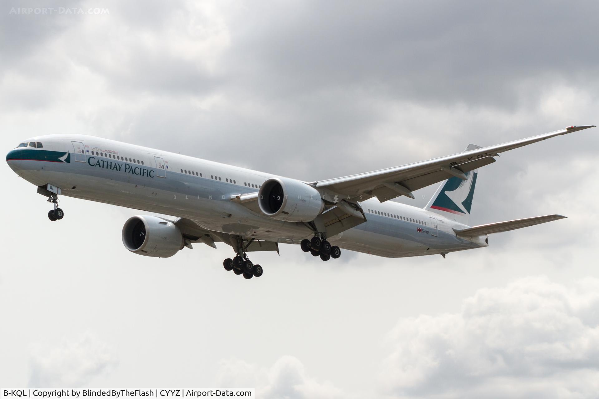 B-KQL, 2013 Boeing 777-367/ER C/N 41431, On short final for runway 05 at Toronto Pearson