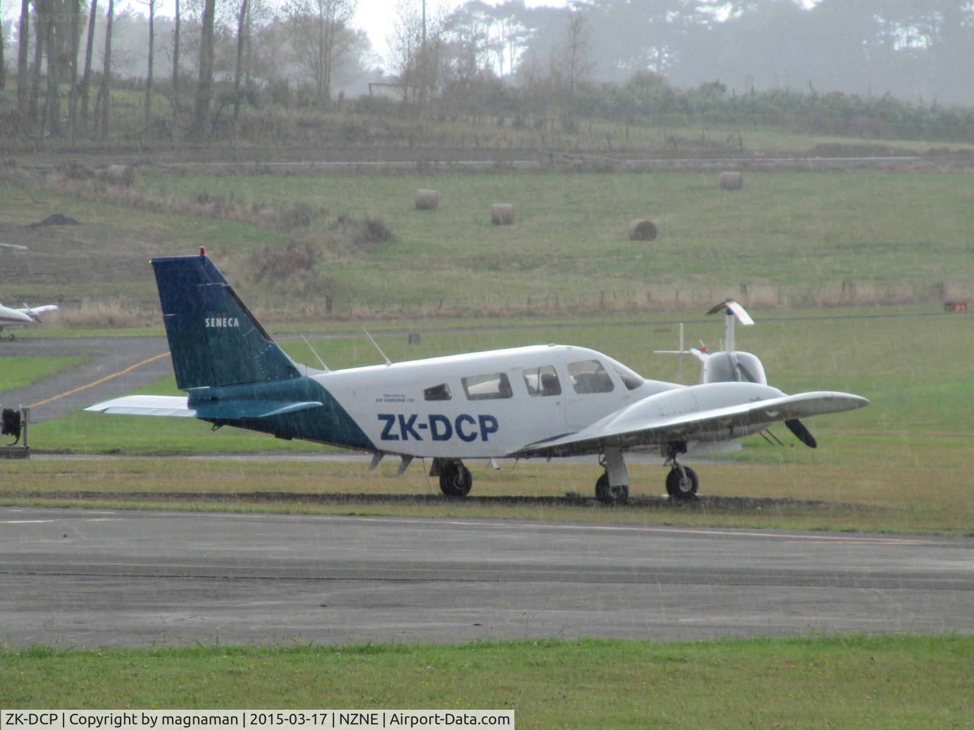 ZK-DCP, 1980 Piper PA-34-200T Seneca II C/N 34-8070355, on apron at north shore