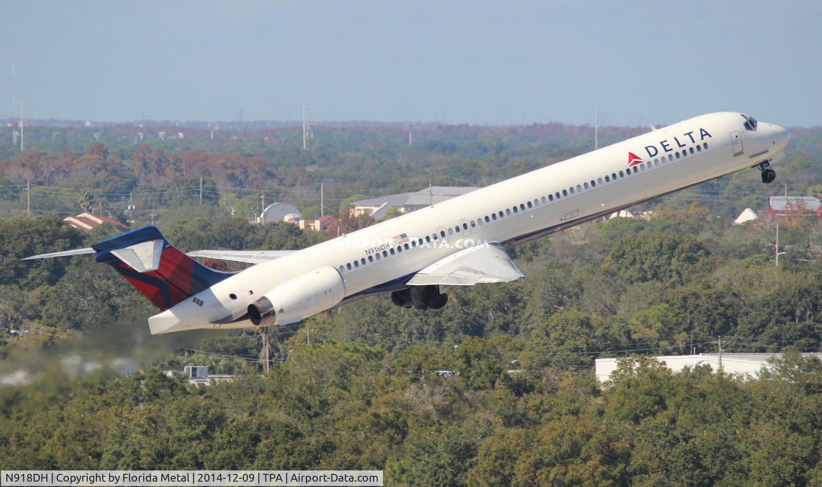 N918DH, 1997 McDonnell Douglas MD-90-30 C/N 53576, Delta MD-90