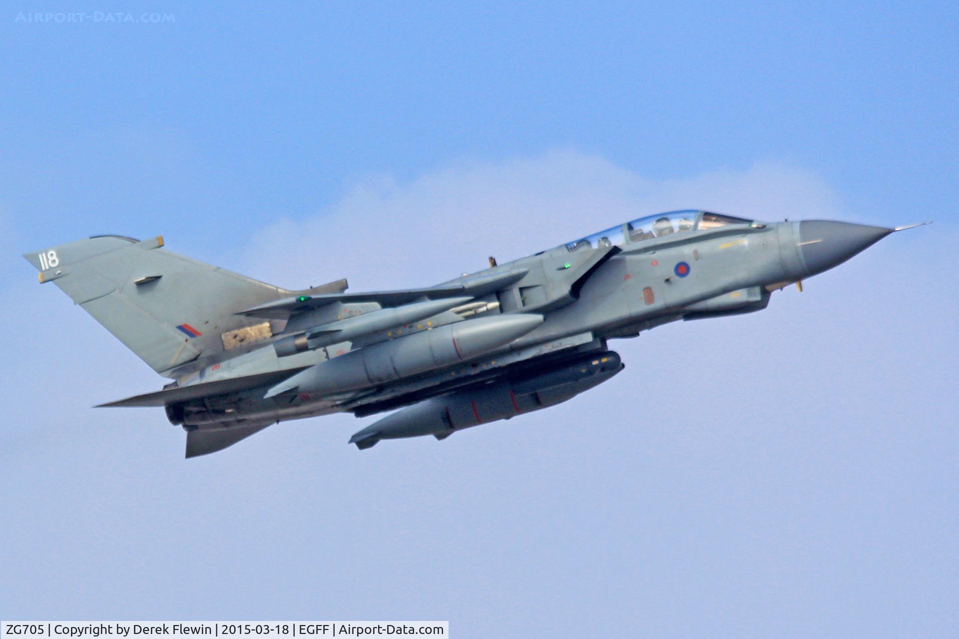 ZG705, 1989 Panavia Tornado GR.4A C/N 811/BS172/3387, Tornado GR.4A, Royal Air Force, coded 118, Marham Wing, 31 Squadron, RAF Marham based, callsign Marham 47, go-round runway 12.