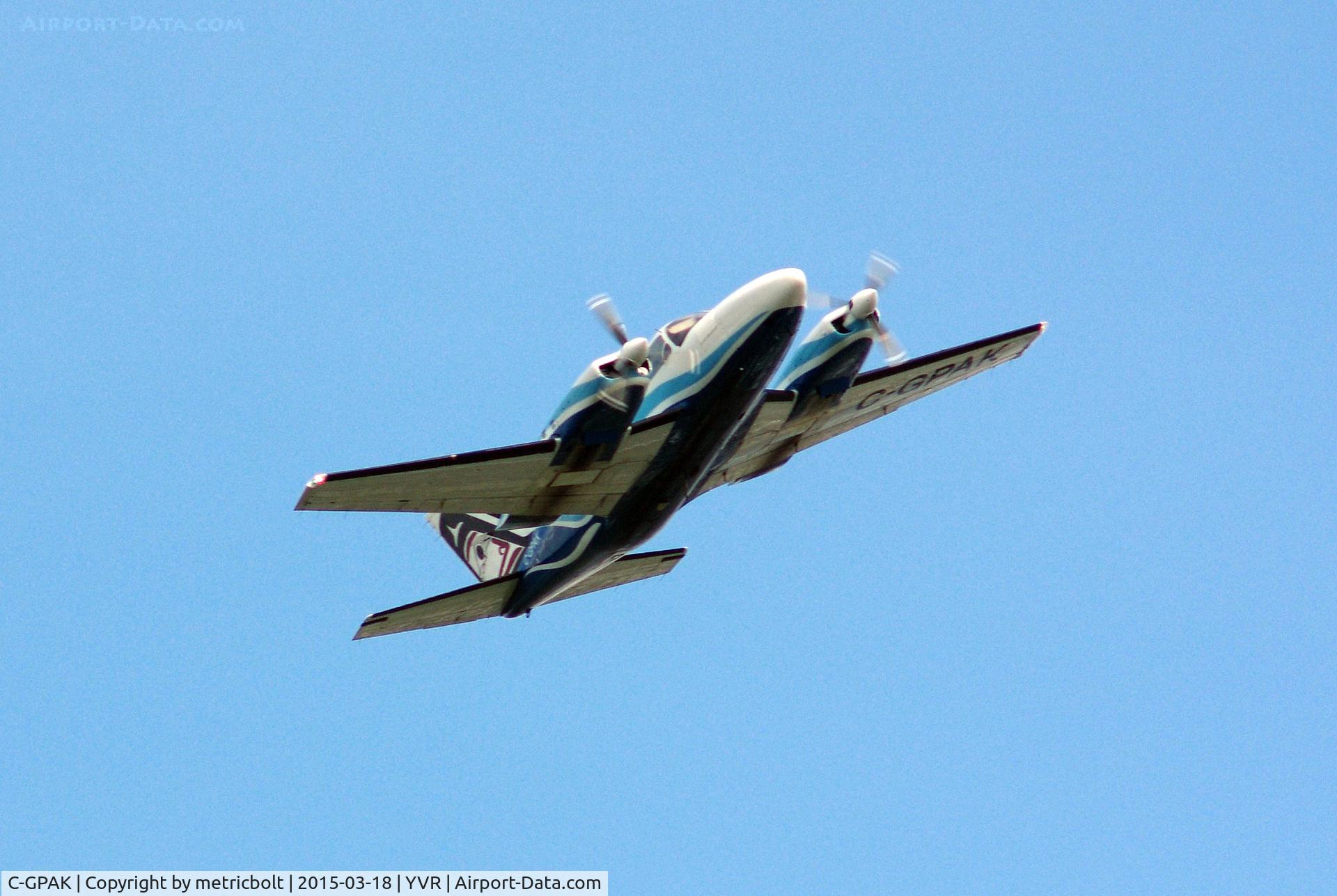 C-GPAK, 1980 Piper PA-31-350 Navajo Chieftain Chieftain C/N 31-8052070, Take off from YVR
