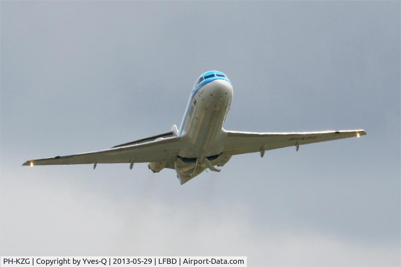PH-KZG, 1996 Fokker 70 (F-28-0070) C/N 11578, Fokker 70, Take off rwy 29, Bordeaux-Mérignac airport (LFBD-BOD)