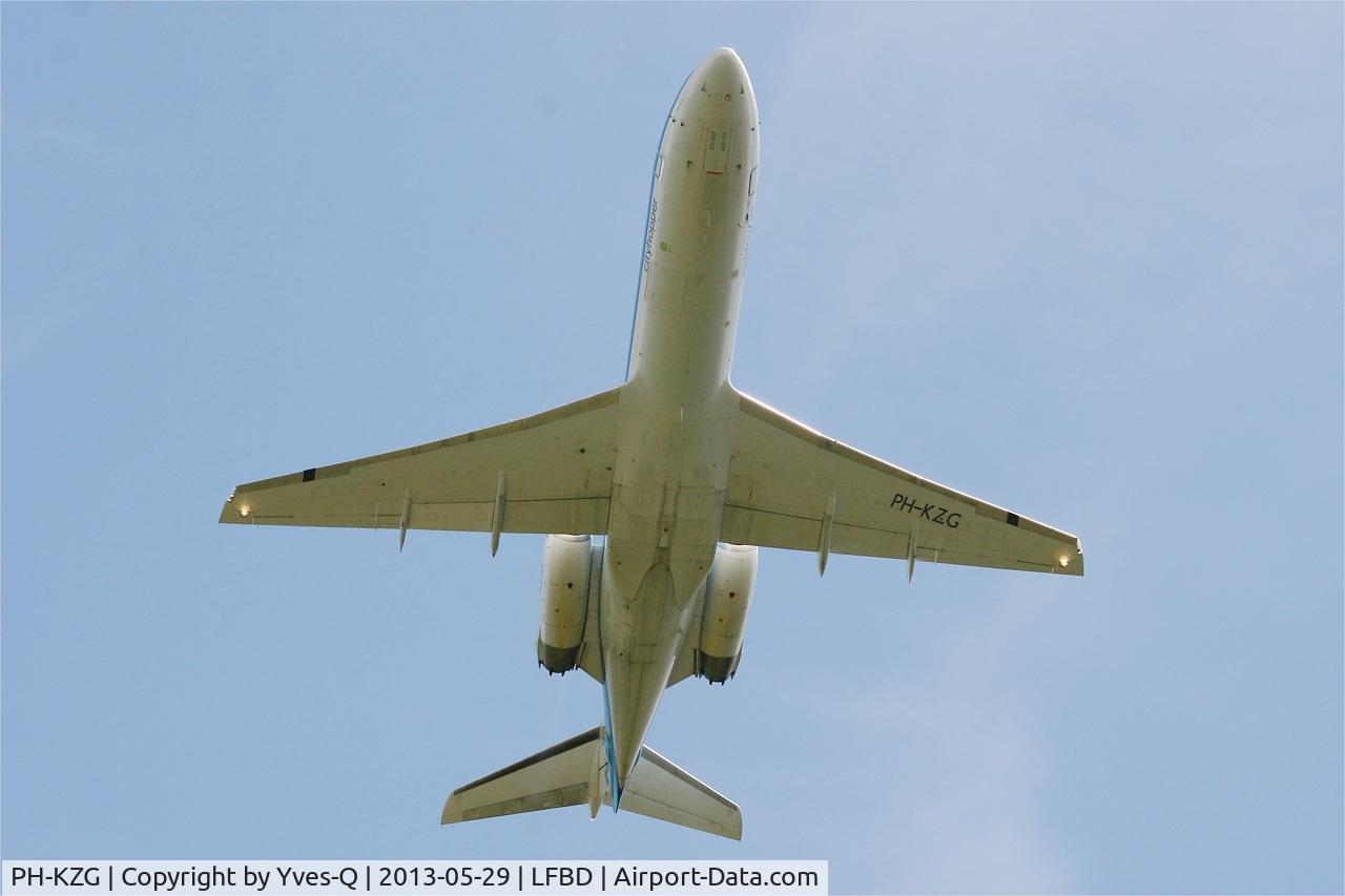 PH-KZG, 1996 Fokker 70 (F-28-0070) C/N 11578, Fokker 70, Take off rwy 29, Bordeaux-Mérignac airport (LFBD-BOD)
