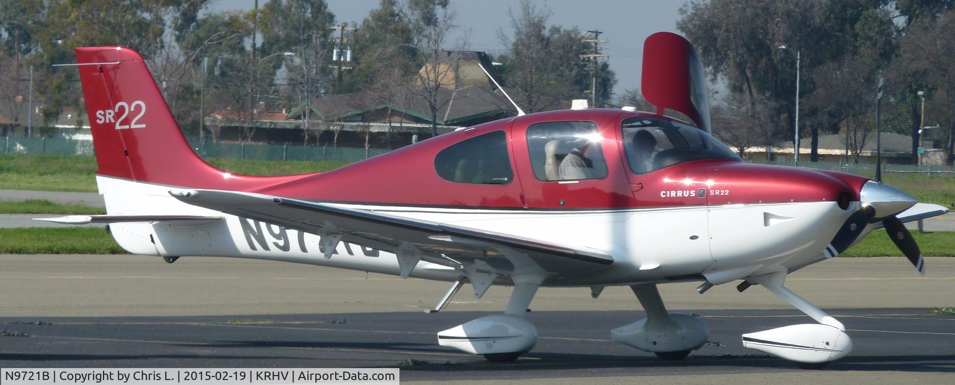 N9721B, 2004 Cirrus SR22 C/N 1004, A nice 2004 transient Cirrus SR22 at Reid Hillview getting ready for departure.