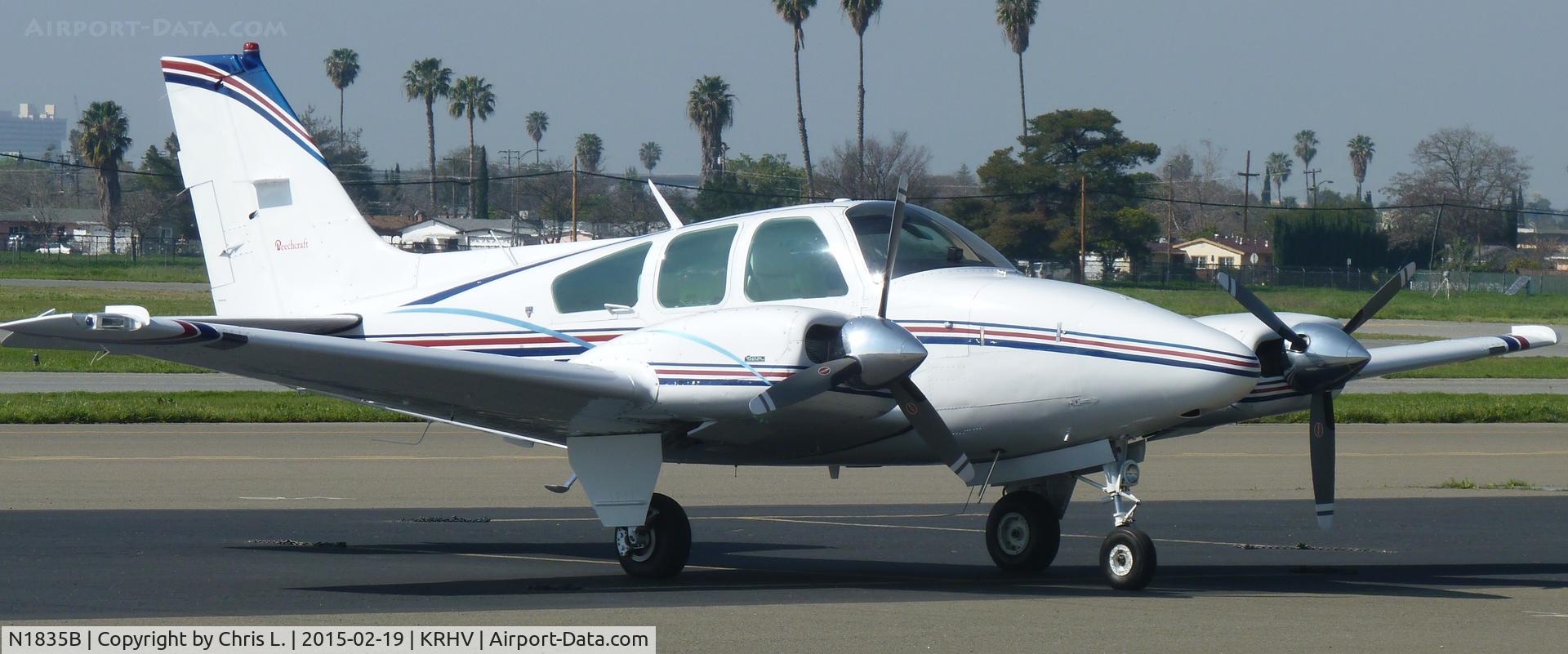 N1835B, 1977 Beech 95-B55 (T42A) Baron C/N TC-2076, A transient 1977 Beechcraft Baron 55 sitting at the transient ramp for lunch.